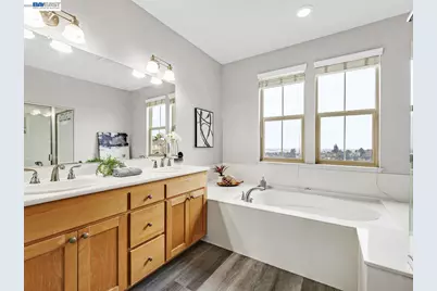 6067 Old Quarry, Oakland, CA 94605 - Photo 17