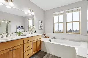 6067 Old Quarry Loop, Oakland, CA 94605 - Photo 17