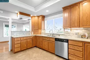 2081 Essenay Ave, Walnut Creek, CA 94597 - Photo 15