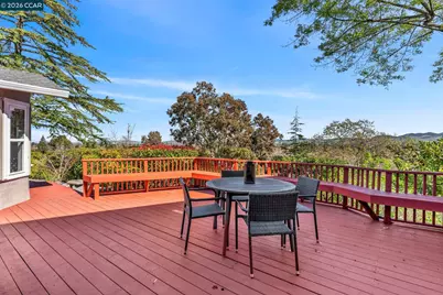 2081 Essenay Ave, Walnut Creek, CA 94597 - Photo 37