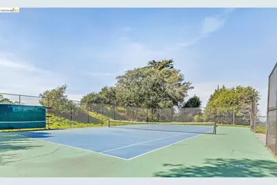 407 Vista Heights Rd, El Cerrito, CA 94530 - Photo 27