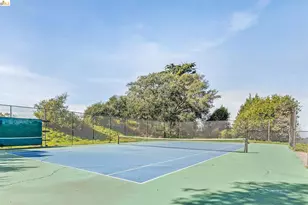 407 Vista Heights Rd, El Cerrito, CA 94530 - Photo 27