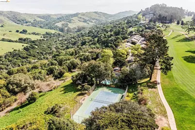 407 Vista Heights Rd, El Cerrito, CA 94530 - Photo 1