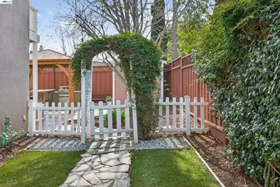 5741 Rainflower Dr, Livermore, CA 94551 - Photo 45