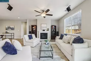 421 Gravino Dr, Mountain House, CA 95391 - Photo 5