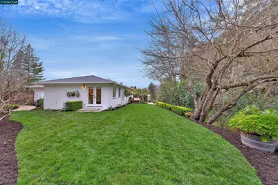 393 Colorados Ct, Lafayette, CA 94549 - Photo 35