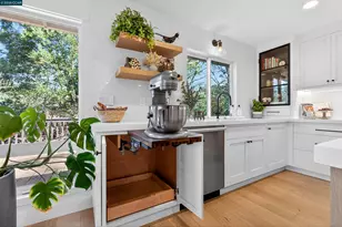 393 Colorados Ct, Lafayette, CA 94549 - Photo 13