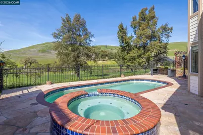 105 Crow Pl, Clayton, CA 94517 - Photo 47