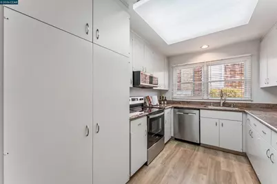 405 Centre Ct, Alameda, CA 94502 - Photo 15