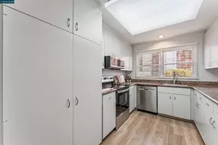 405 Centre Ct, Alameda, CA 94502 - Photo 15