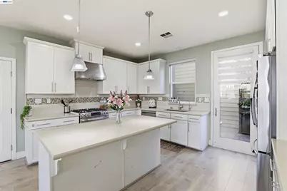 4038 Knightstown St, Dublin, CA 94568 - Photo 9