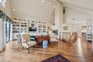 9 Regulus Ct, Alameda, CA 94501 - Photo 5