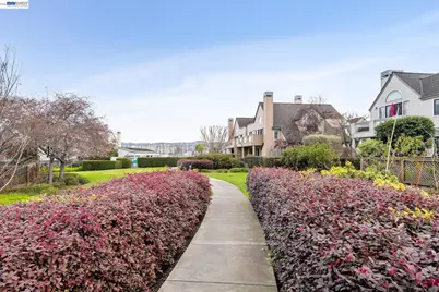 9 Regulus Court, Alameda, CA 94501 - Photo 41