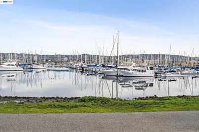 9 Regulus Court, Alameda, CA 94501 - Photo 9