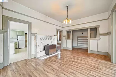 556-558 Alcatraz Ave, Oakland, CA 94609 - Photo 7
