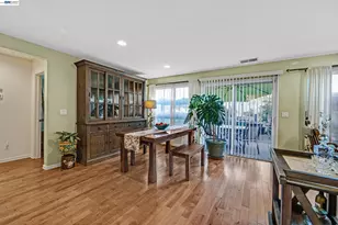 15100 Shining Star Ln, San Leandro, CA 94579 - Photo 11