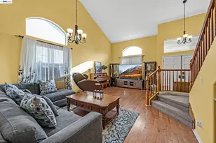 15100 Shining Star Ln, San Leandro, CA 94579 - Photo 3