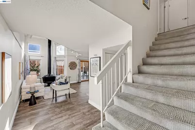 39583 Buena Vista Ter, Fremont, CA 94538 - Photo 5