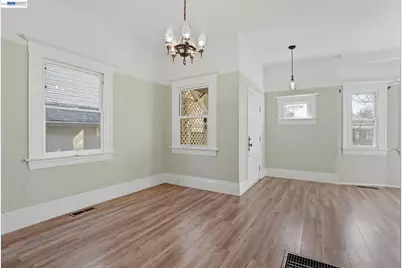 2327 N St, Sacramento, CA 95816 - Photo 15