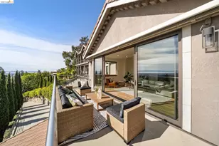 33 Somerset Rd, Oakland, CA 94611 - Photo 19