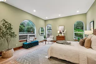 33 Somerset Rd, Oakland, CA 94611 - Photo 51