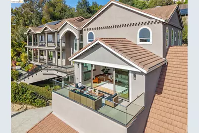 33 Somerset Rd, Oakland, CA 94611 - Photo 7