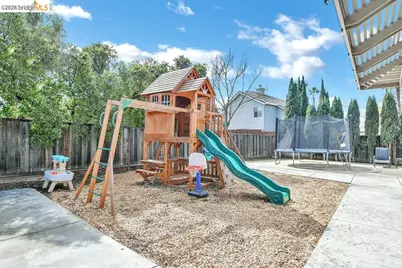 4010 Goleta Pl, Discovery Bay, CA 94505 - Photo 35