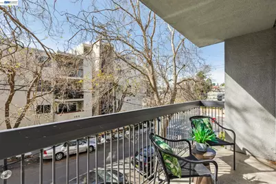 150 Pearl St #106, Oakland, CA 94611 - Photo 21