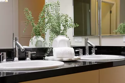 311 2nd St #311, Oakland, CA 94607 - Photo 31