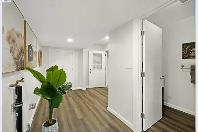 25480 University Ct, Hayward, CA 94542 - Photo 29