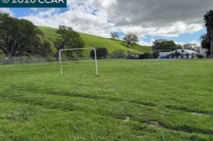 16711 Marsh Creek Rd, Clayton, CA 94517 - Photo 23