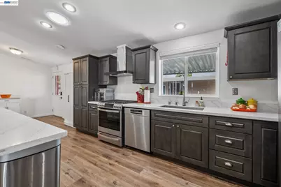 29341 Sandburg Way, Hayward, CA 94544 - Photo 11