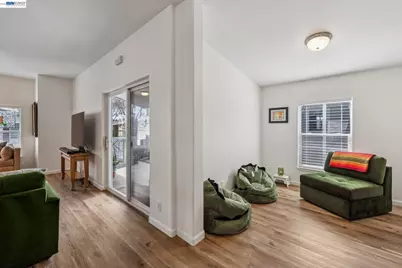 29341 Sandburg Way, Hayward, CA 94544 - Photo 23