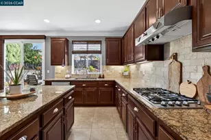 5271 Salerno Dr, Dublin, CA 94568 - Photo 9