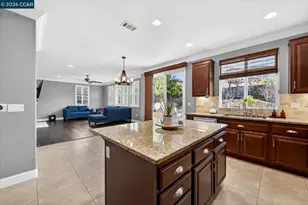 5271 Salerno Dr, Dublin, CA 94568 - Photo 7