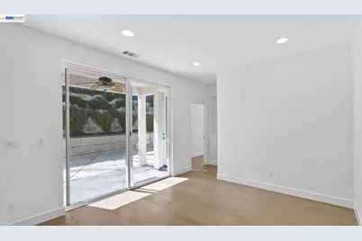 1200 Stonecrest Ln, Concord, CA 94518 - Photo 5