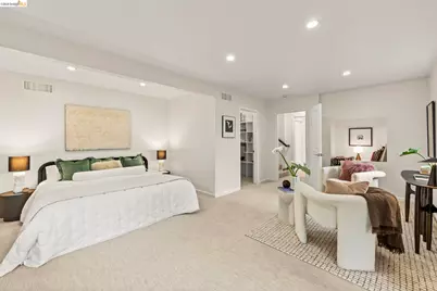 2 Cortez Ct, Oakland, CA 94611 - Photo 13