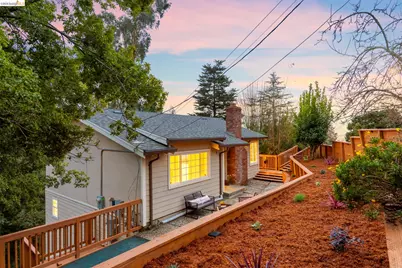 2 Cortez Ct, Oakland, CA 94611 - Photo 39