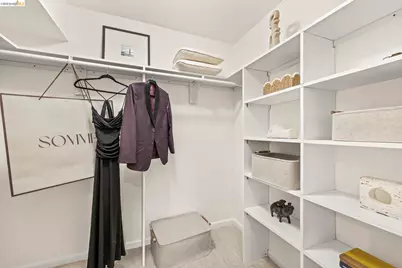 2 Cortez Ct, Oakland, CA 94611 - Photo 19