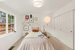 2 Cortez Ct, Oakland, CA 94611 - Photo 29