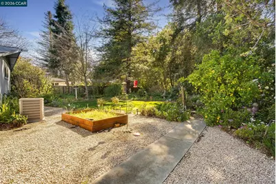 3800 Alhambra Way, Martinez, CA 94553 - Photo 37