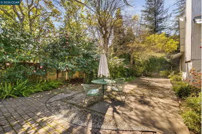 3800 Alhambra Way, Martinez, CA 94553 - Photo 47