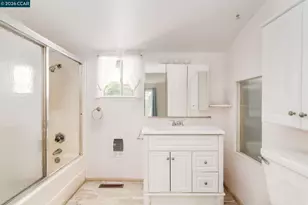 3800 Alhambra Way, Martinez, CA 94553 - Photo 35