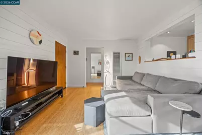 2327 10th Street #4, Berkeley, CA 94710 - Photo 3