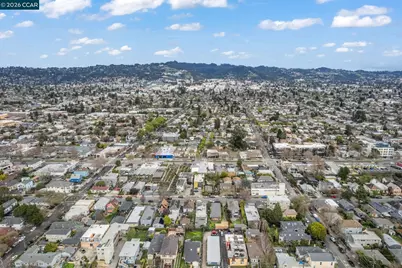 2327 10th Street #4, Berkeley, CA 94710 - Photo 35