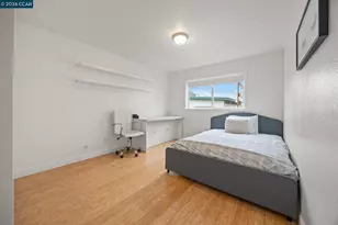 2327 Tenth St, Berkeley, CA 94710 - Photo 15