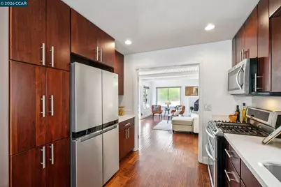 4037 Rusting Ave, Oakland, CA 94605 - Photo 13