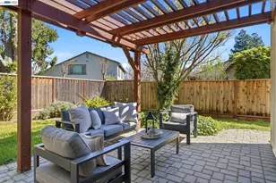 1074 Harvest Cir, Pleasanton, CA 94566 - Photo 45