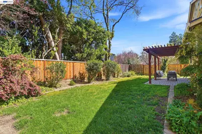 1074 Harvest Cir, Pleasanton, CA 94566 - Photo 49
