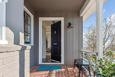 3386 Herrier St, Oakland, CA 94602 - Photo 5